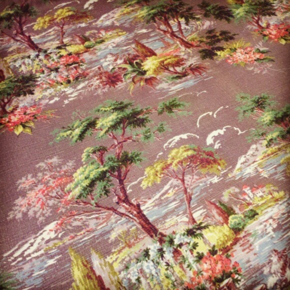 Two Vintage Barkcloth Curtain Panels - Picture 7 of 7